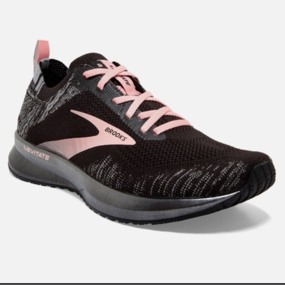 Brooks Women's Black and Pink Athletic Shoes